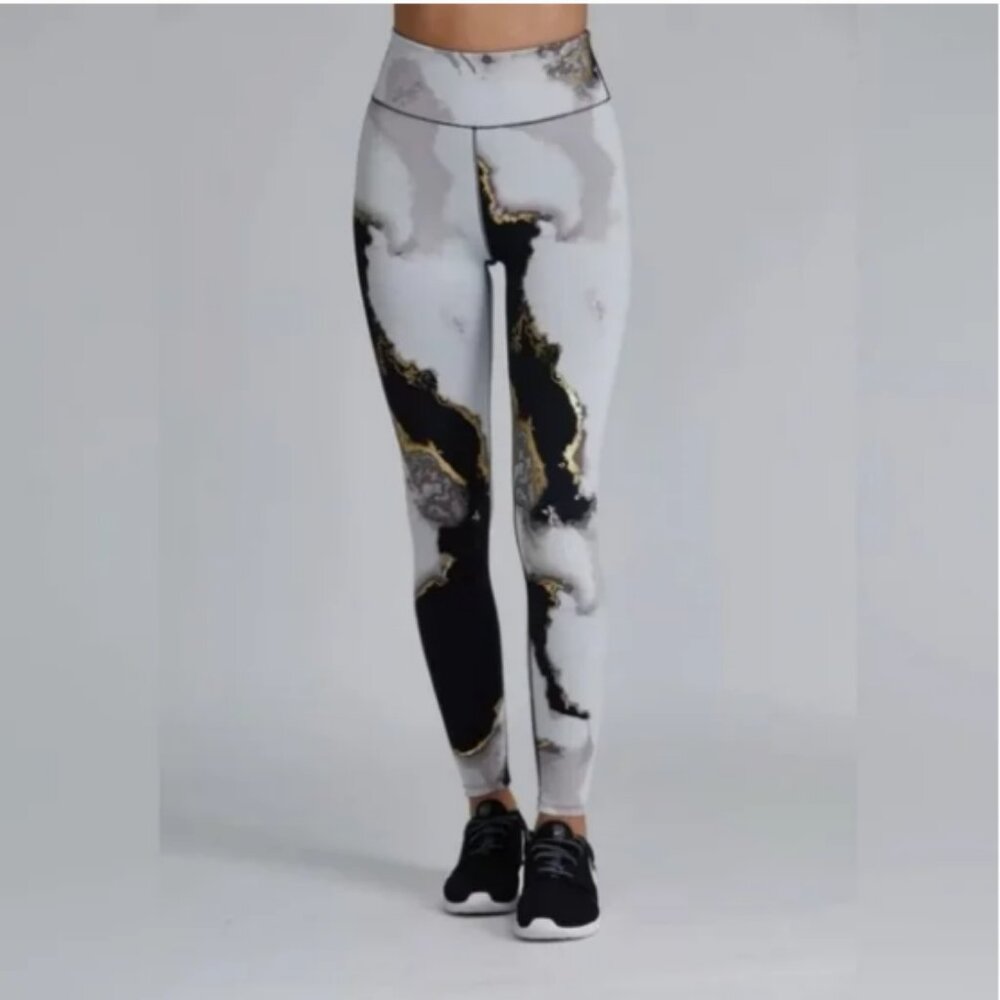Noli Black and Gold Marble Leggings; NWT; Size XL